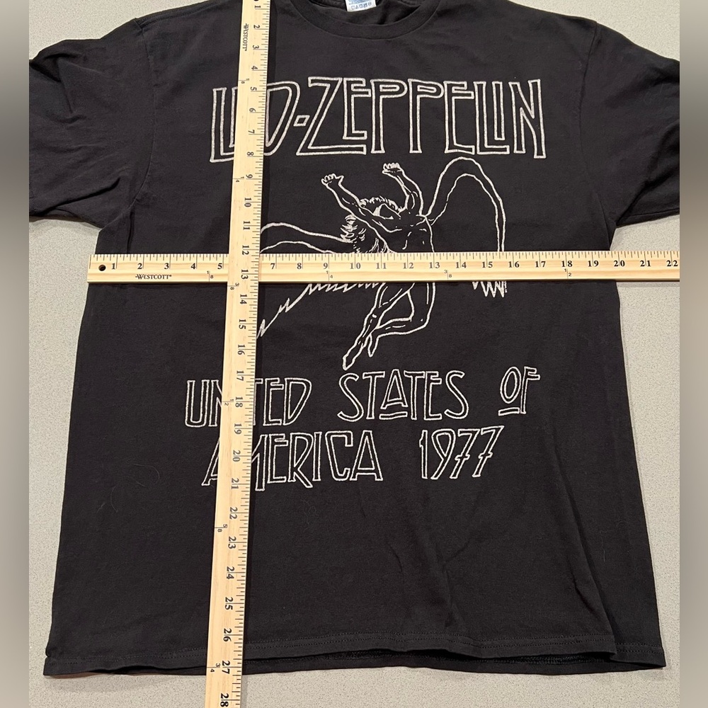 Led Zeppelin United States Of America 1977 Tour TShirt Tee Size Large - Picture 3 of 4